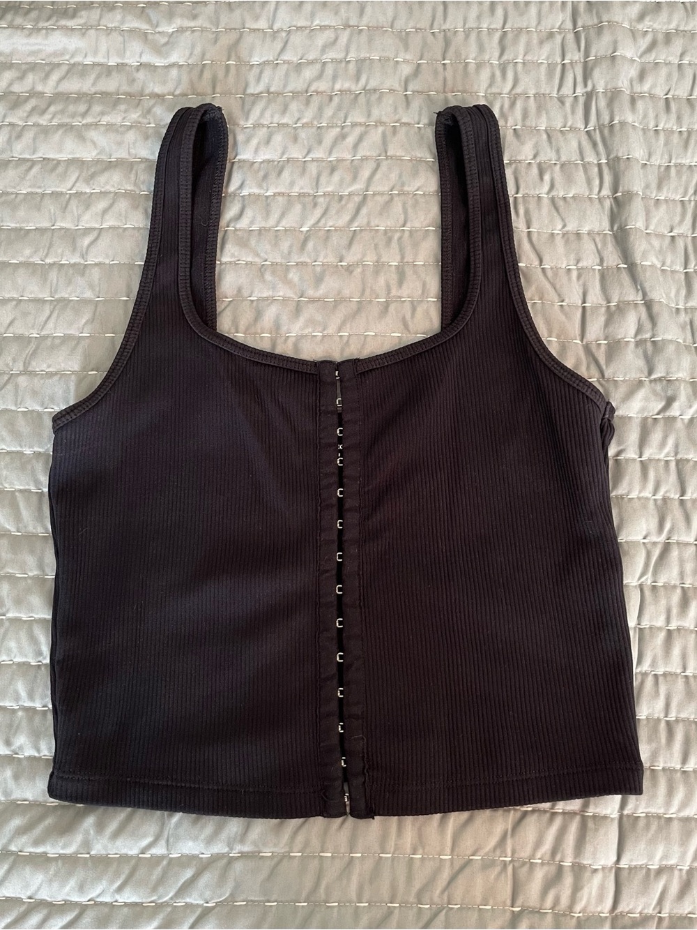 Abercrombie Ribbed Hook-and-Eye Crop Top